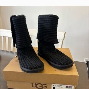 UGG Black Ribbed Knit Boots Size 10